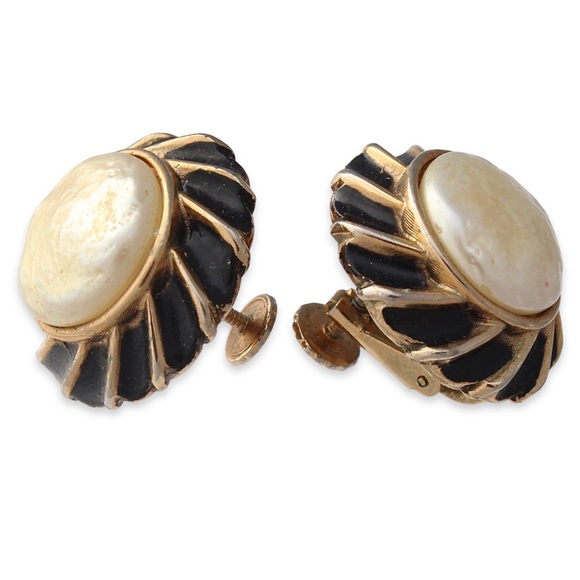 Vintage Marvella Faux Pearl Earrings Screw Back Clip On Gold Plated Black Enamel - Picture 3 of 5